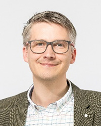 Dr James Blundell